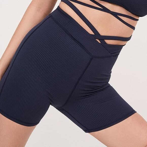 For Love & Lemons Chloe Biker Short S - Picture 1 of 10